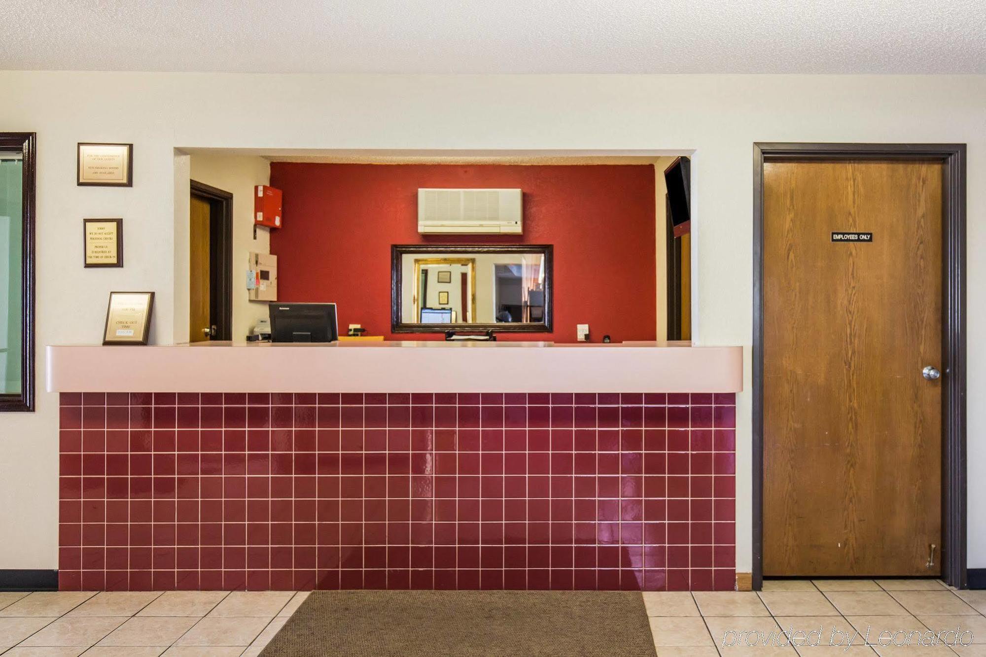 Rodeway Inn Cedar Rapids Exterior foto